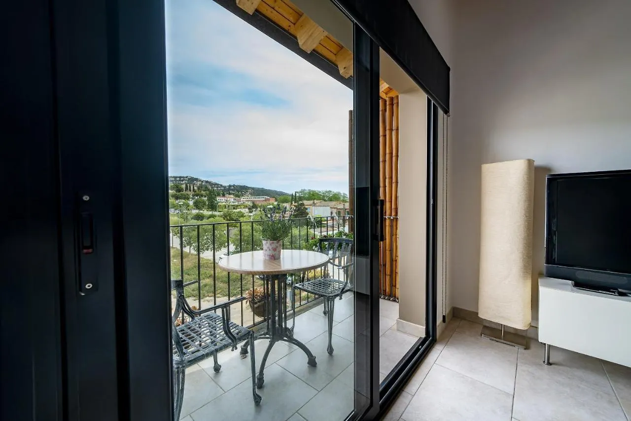 Apartaments Tee & Sea Santa Cristina d'Aro 0*,